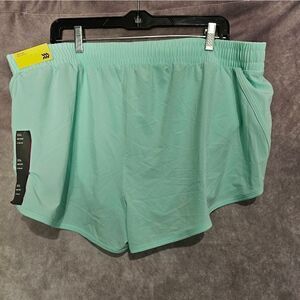 Women's 2" Tulip Run Shorts XL